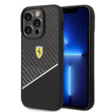 iPhone 14 Pro Max Kılıf Ferrari Lisanlı Klasik Metal Logolu Karbon Şerit Desenli